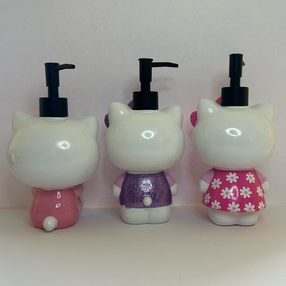 Hello Kitty Bundle of 3 Soap Dispensers Purple Glitter, Strawberry, & Flowers - Picture 2 of 3
